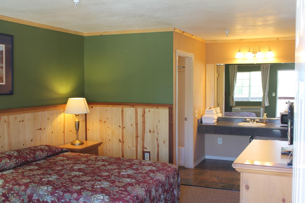 Whitney Portal Hotel And Hostel Lone Pine Exteriör bild